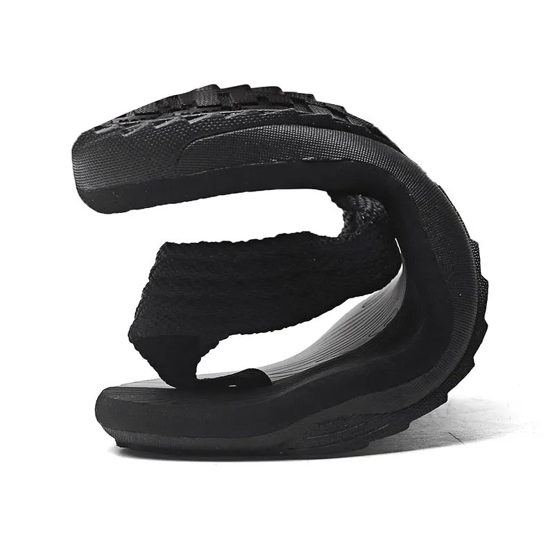 (1 pair) Size 40 Water Repellent Beach Toe Rubber Bathing Sandals - Black