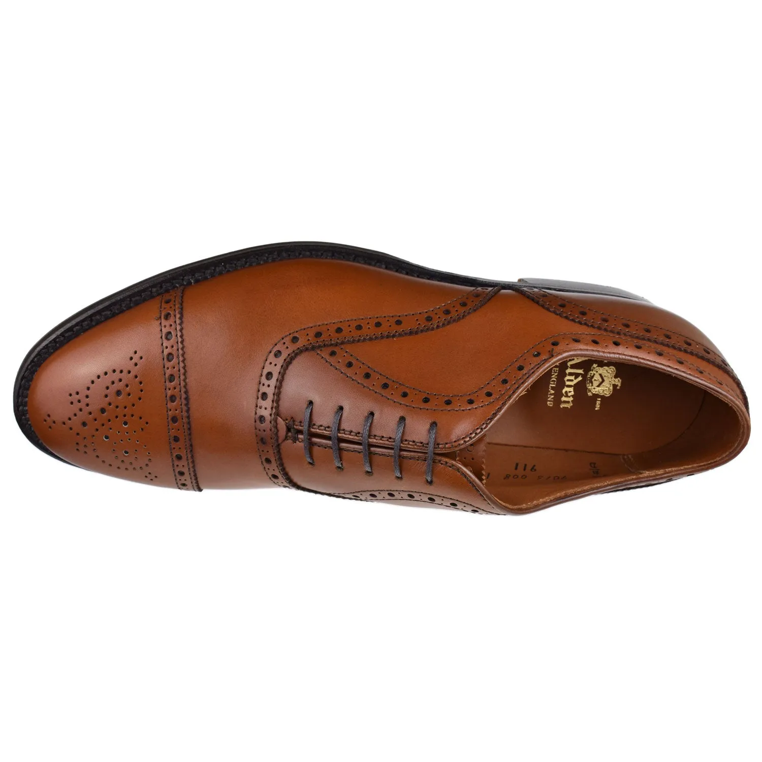 Medallion Cap Toe Oxford