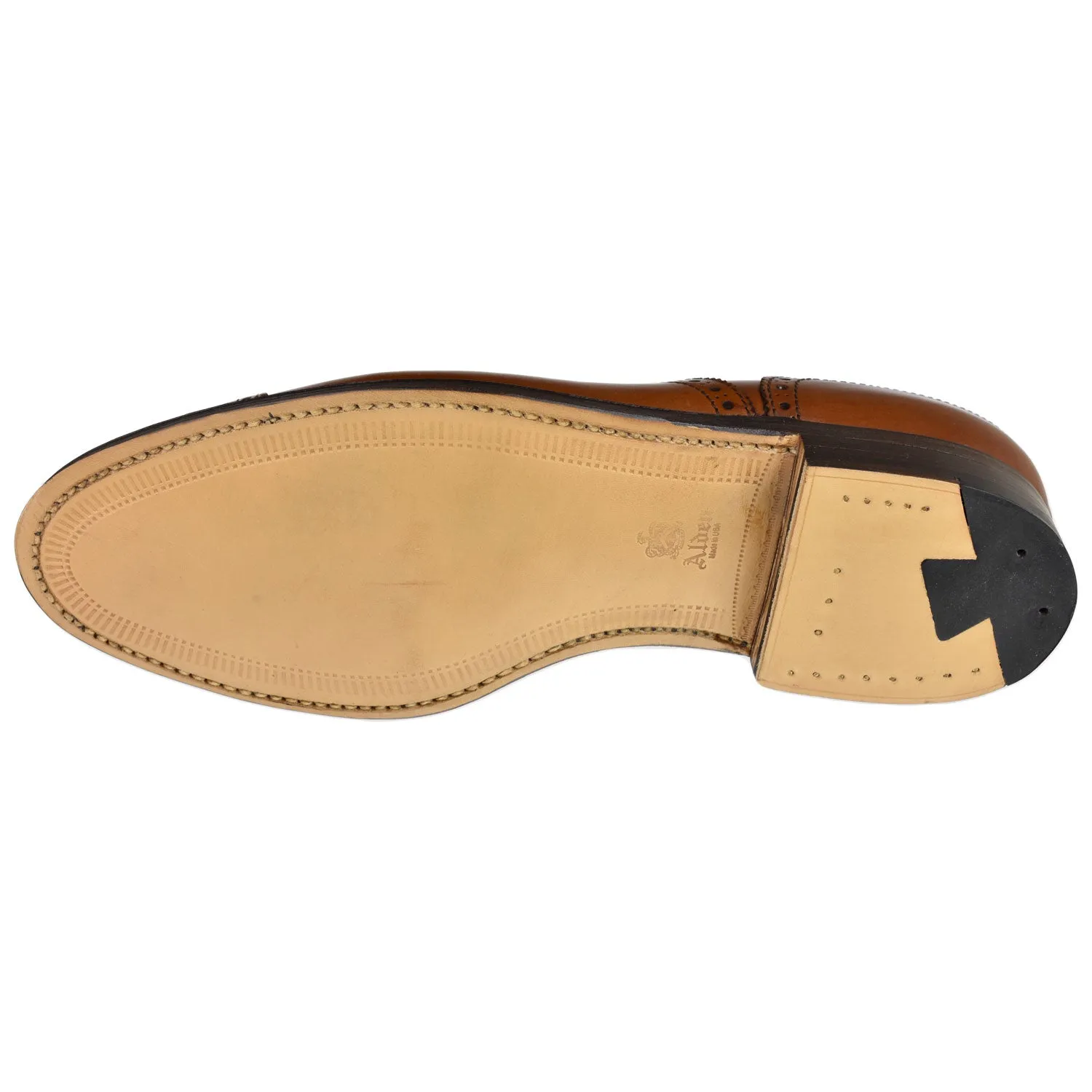 Medallion Cap Toe Oxford