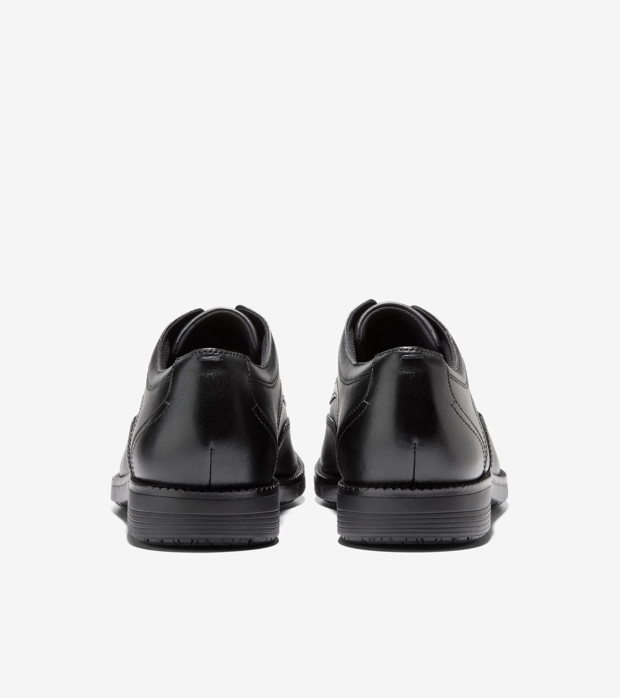 Men's FlexGrand360 Wingtip Oxfords