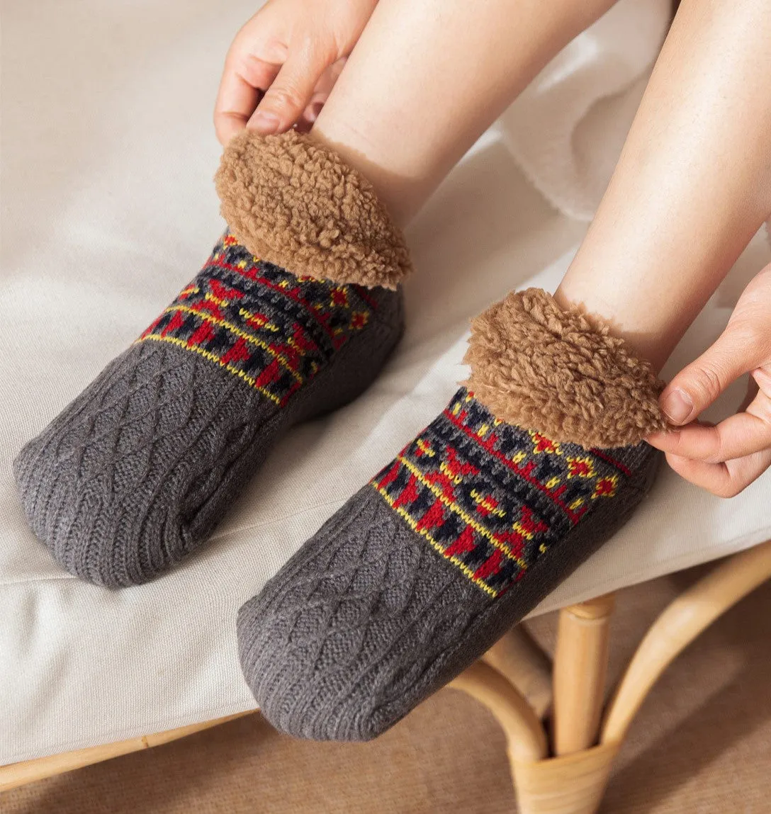 Non-Slip Winter Warm Socks Thick And Warm Winter Home Carpet Socks