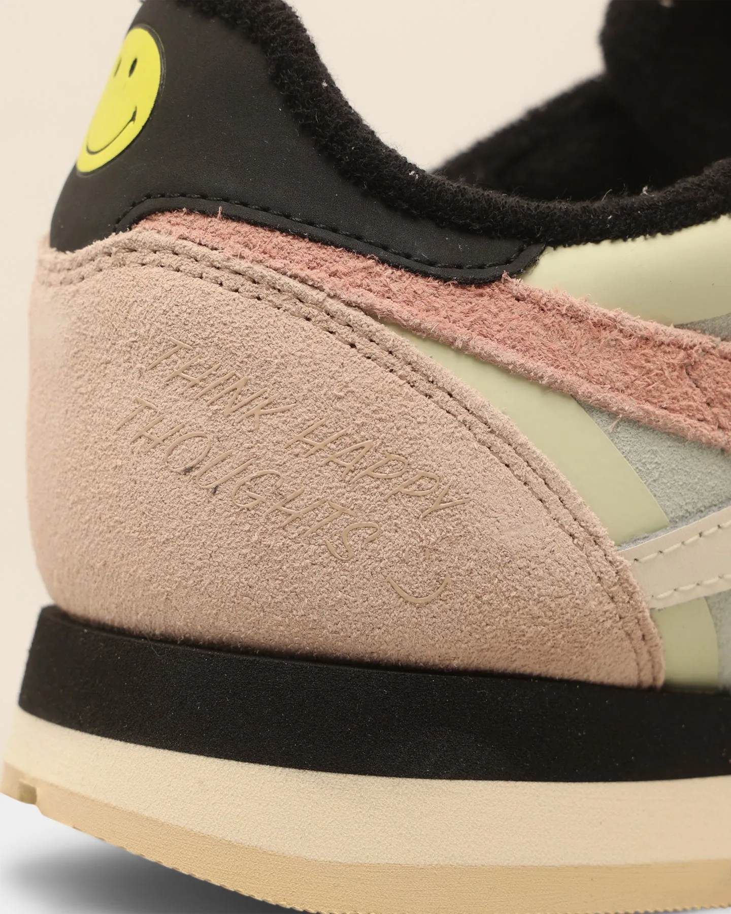 Reebok X Smiley Classic Leather CBlack/CWhite/Suede