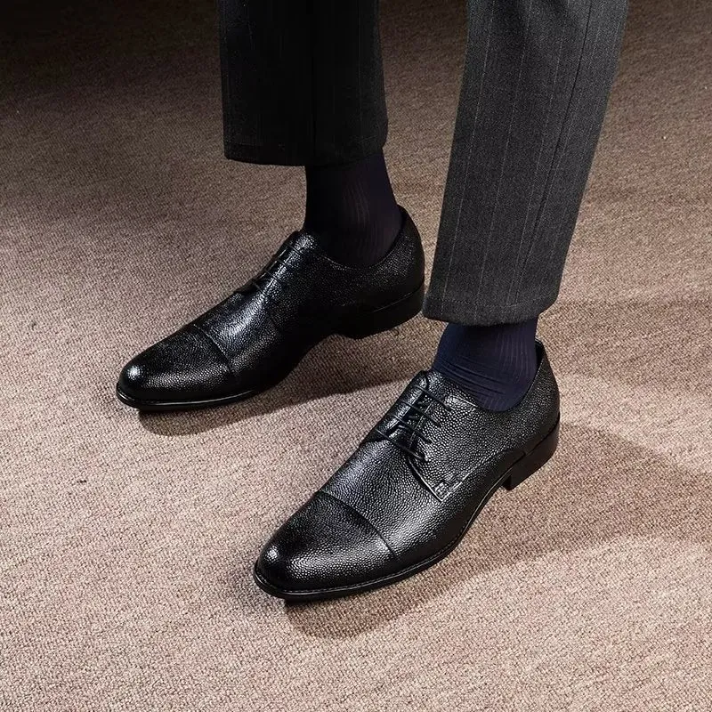 Serpatura Chic Lace-Up Footwear
