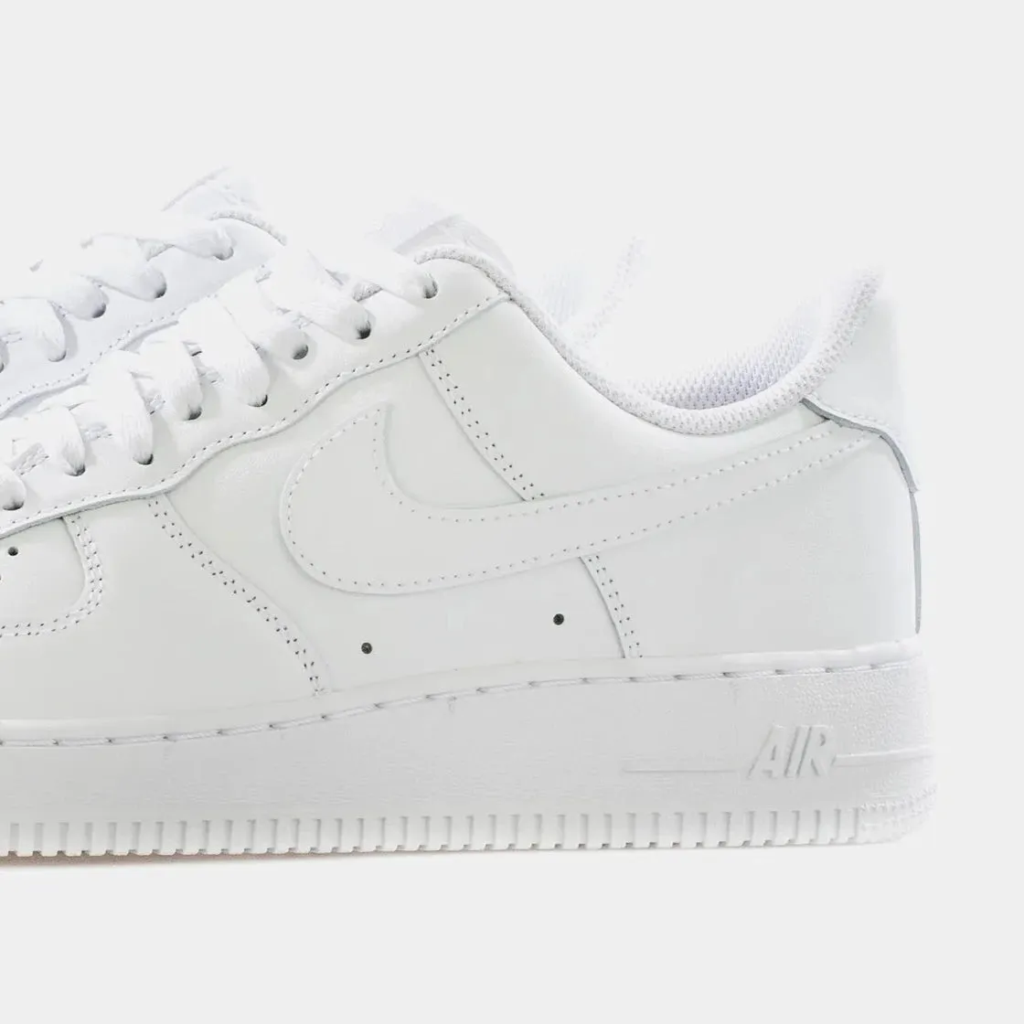 White Nike Air Force Shoes Unsex
