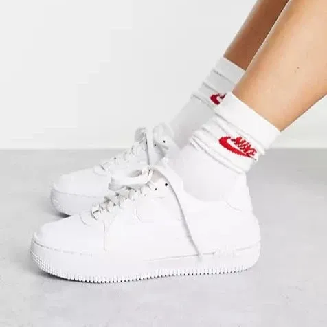 White Nike Air Force Shoes Unsex
