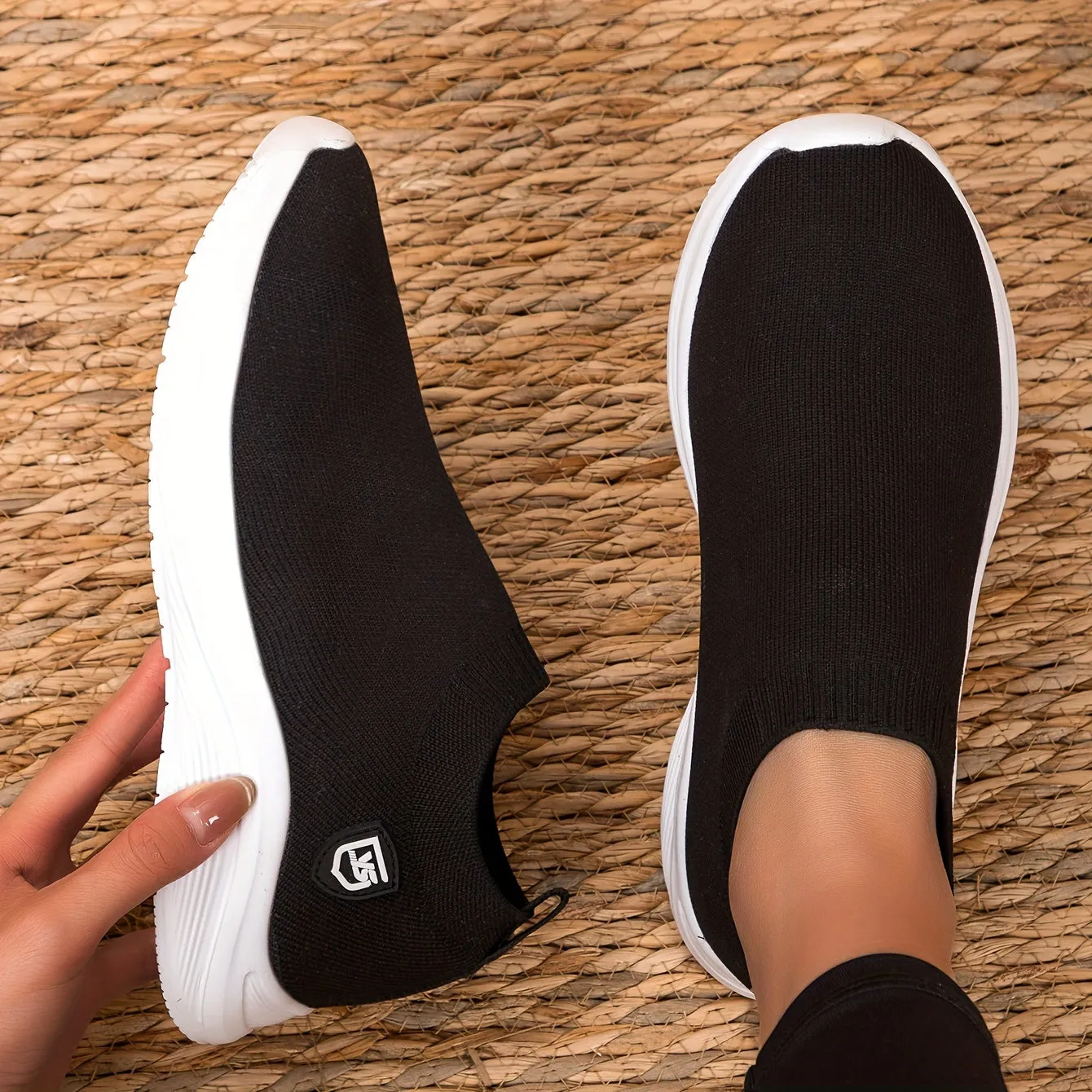Women's Breathable Knit Sneakers, Casual Slip On Outdoor, Comfortable Low Top Sport Shoes